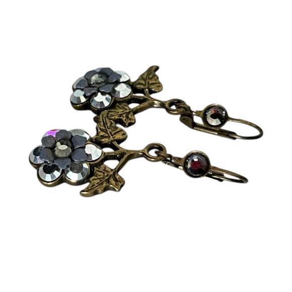 Michal Negrin Silver Gray Swarovski Crystals Floral Leaves Brass Drop Earrings - Picture 3 of 4